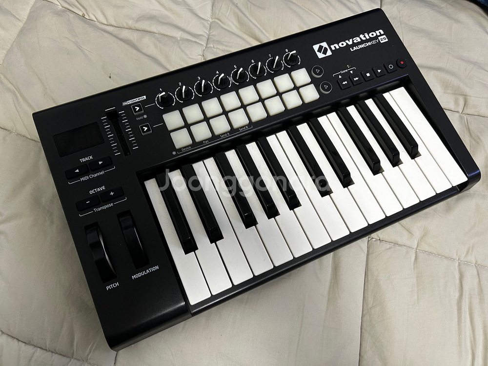 Novation launch key 25 키보드--0