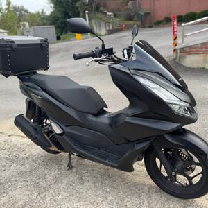 혼다 pcx125 21년식 abs 모델 멧블랙 팝니다