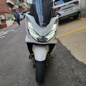 pcx 22년식 깔끔 튜닝 판매합니다