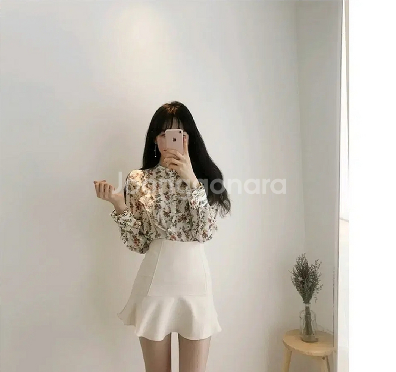 프롬데이원 블라우스+머메이드 프릴스커트. 플라워블라우스--1