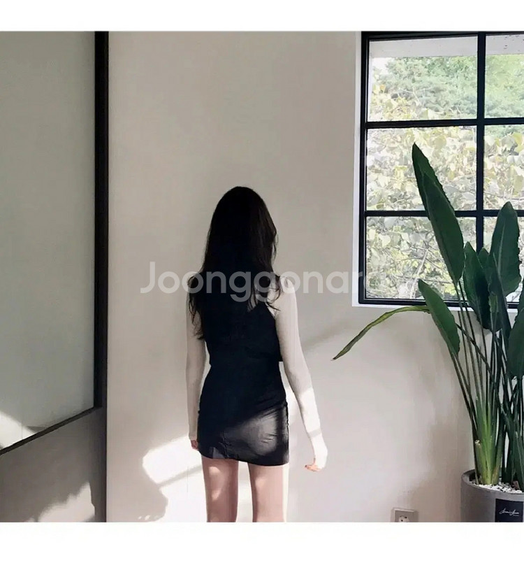프롬데이원 스웨이드 투피스 뷔스티에 블랙투피스 검정치마--0