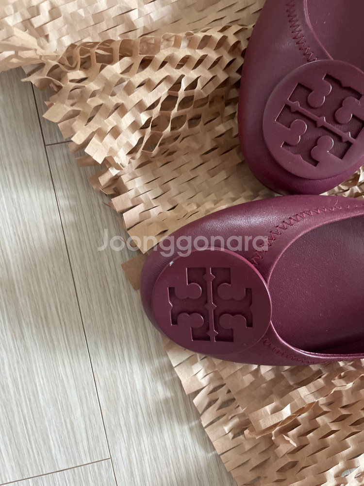 토리버치 플랫슈즈 (230)--1