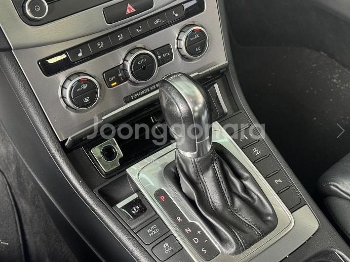 @14년식 CC 2.0 TDI 블루모션 전국최저가격--8