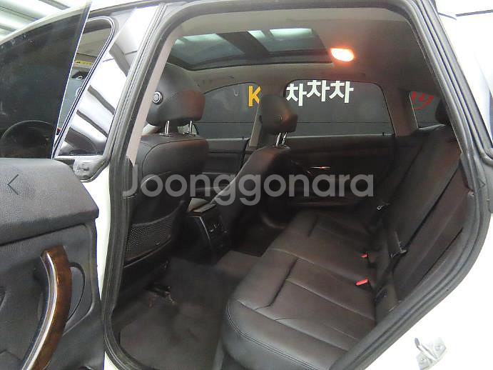 @15년식 그란투리스모(GT) 3시리즈 GT 320d--5