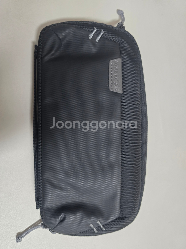 아야네오 에어 탐탁 파우치 팝니다--1