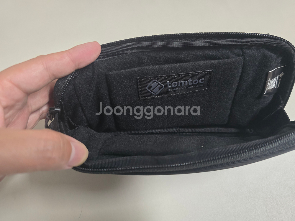 아야네오 에어 탐탁 파우치 팝니다--2