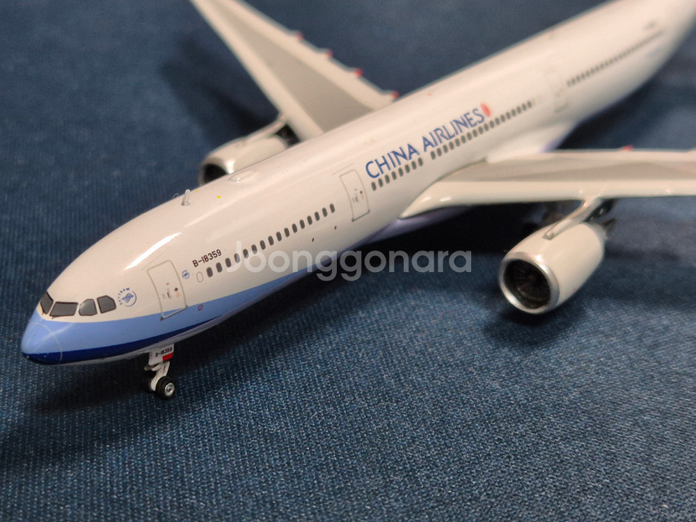 1:400 피닉스 A330 중화항공 비행기 다이케스트--2