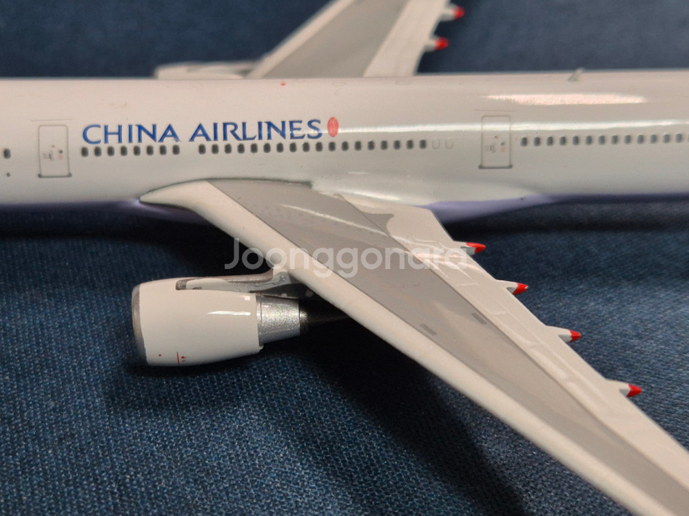 1:400 피닉스 A330 중화항공 비행기 다이케스트--4