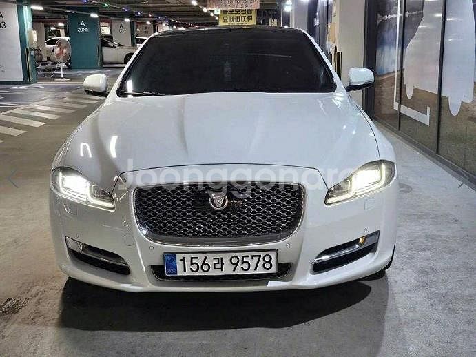 @16년식 XJ(8세대) 3.0D LWB 프리미엄 럭--1