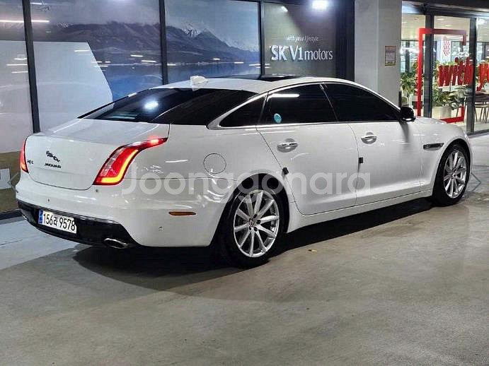 @16년식 XJ(8세대) 3.0D LWB 프리미엄 럭--3