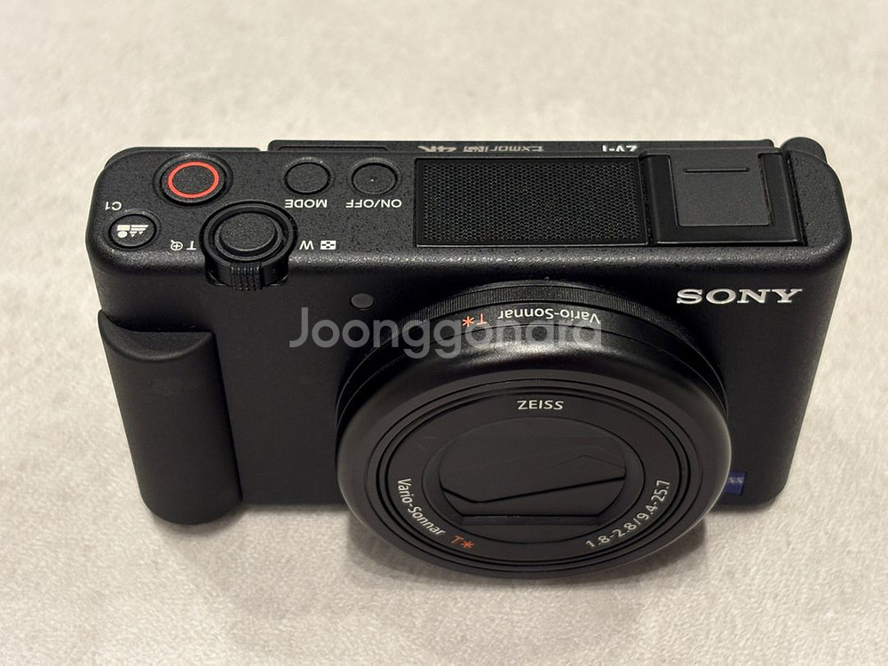 SONY zv-1--2