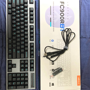 레오폴드 FC900RBT