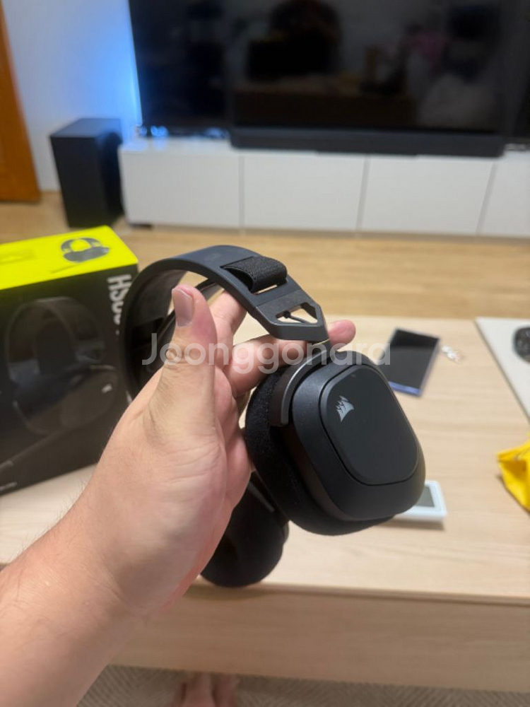 커세어 HS80 RGB 무선 헤드셋 판매합니당--1