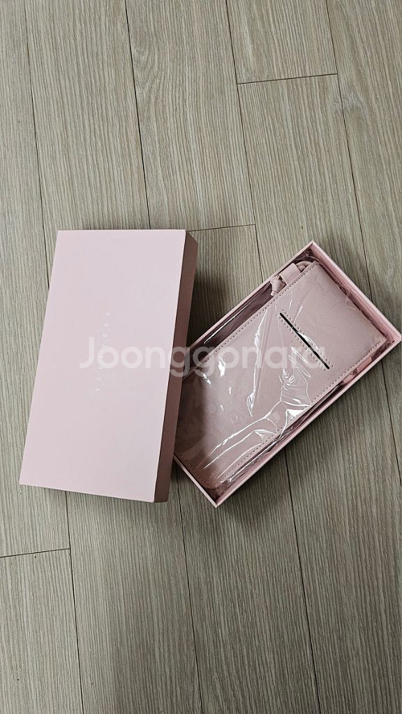 (미착용새상품)베디베로 신민아 선글라스케이스 핸드폰가방--3