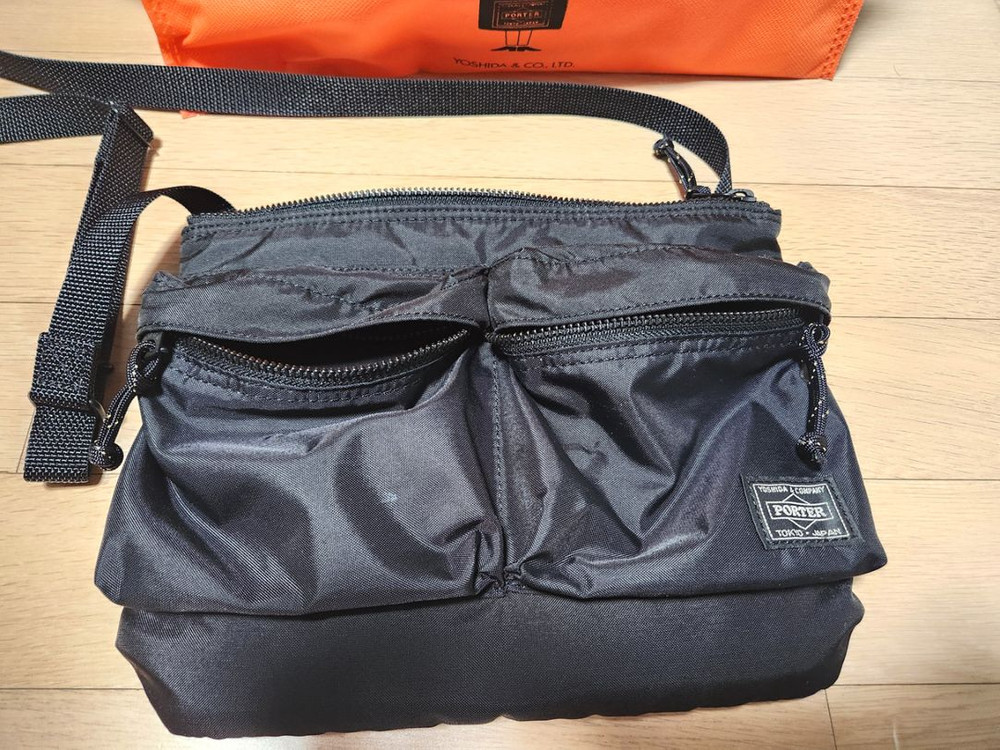 요시다포터 포스숄더백 주우재추천--1