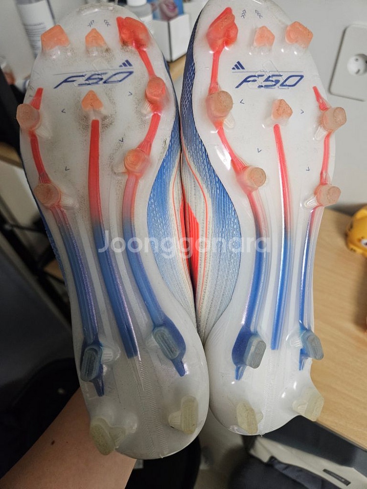 F50.LL FG 255사이즈 상태좋습니다--2