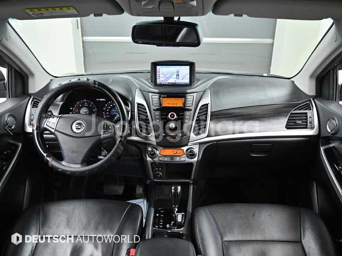 @14년식 뉴 코란도C 2.0 AWD CVT 고급형--6