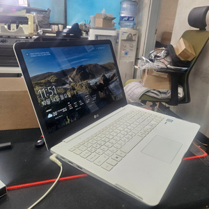 LG 15U560 울트라PC 15인치 I5-6200