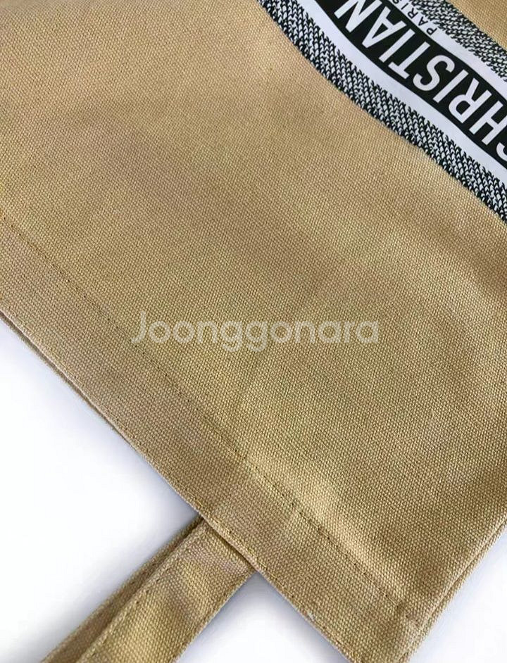 디올 고급 캔퍼스천 에코백(새상품)--7