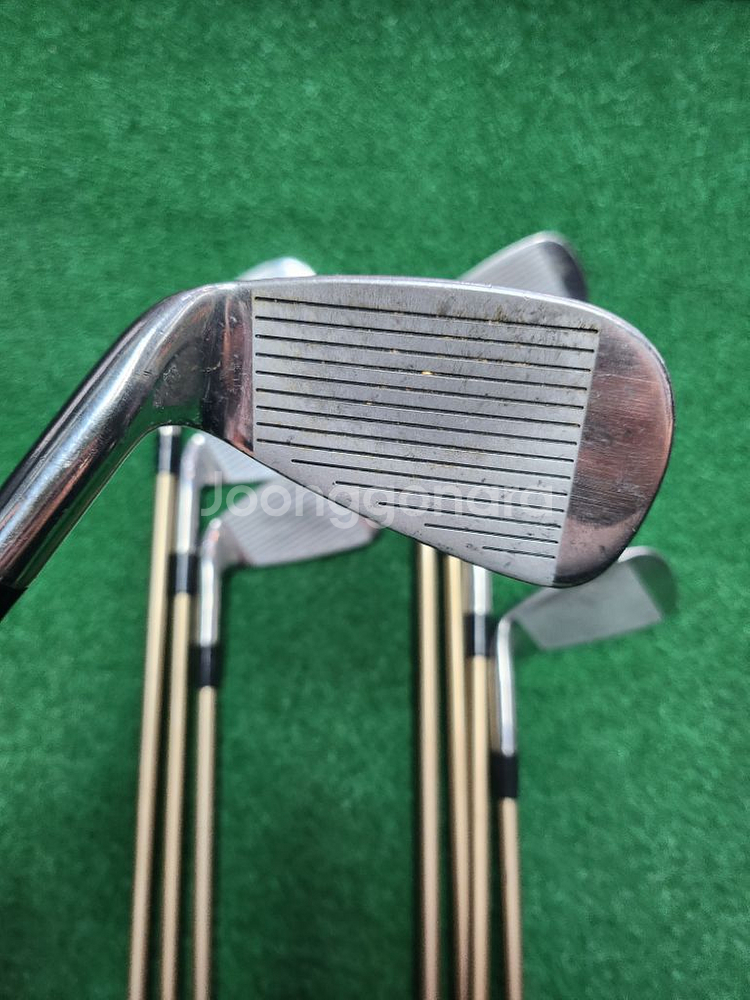 던롭 DDH (4-pw,sw) 8아이언 세트 팝니다.--3
