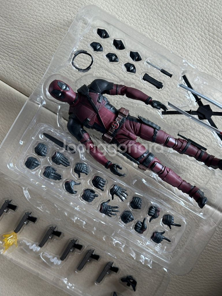 shf 데드풀 2 피규어--1