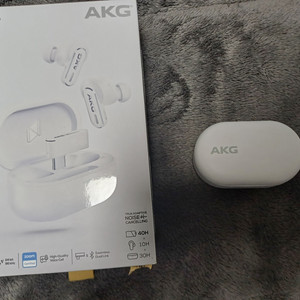 AKG N5 하이브리드 이어폰