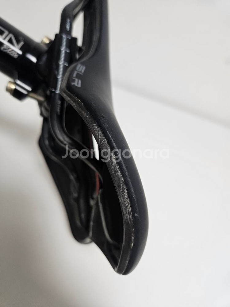 셀레 slr 부스트 안장 팝니다--4