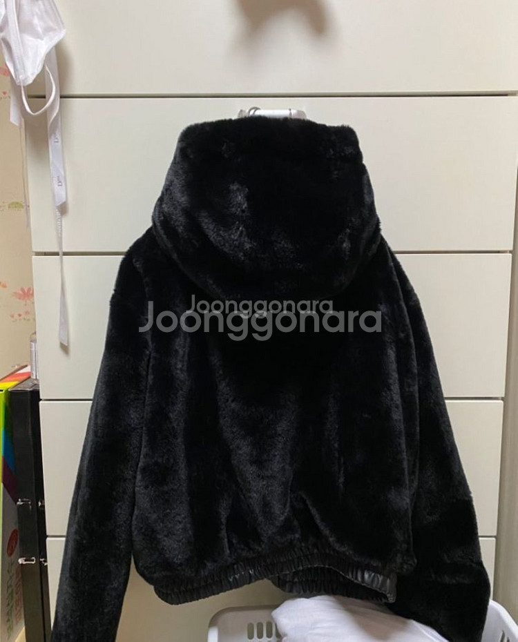 자라 에코 퍼 자켓--1