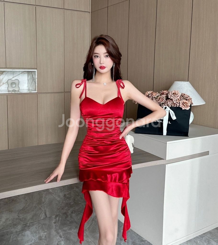 캡내장 고급스런 칵테일 원피스--2