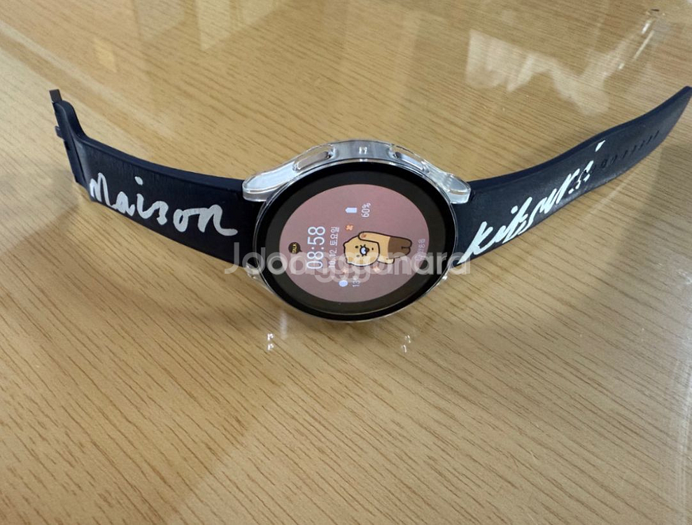 갤럭시 워치5 44mm+메종키즈네 스트렙--2