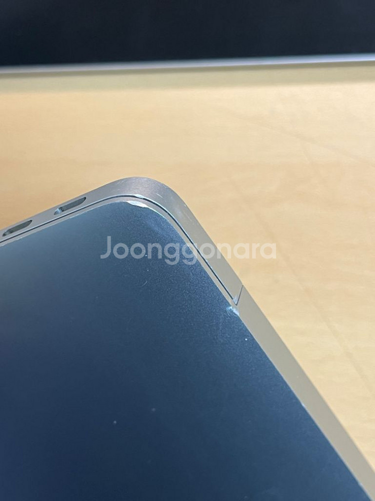 맥북 에어 M1 13인치 256GB/8GB--4