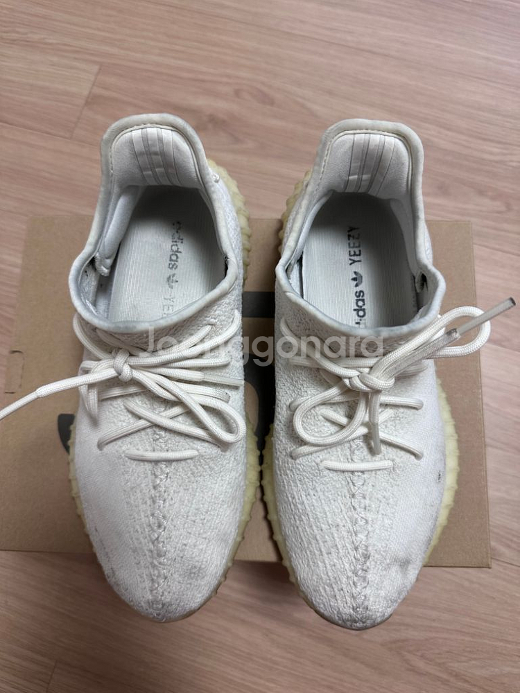 아디다스 이지부스트 350 V2 판매합니다--2