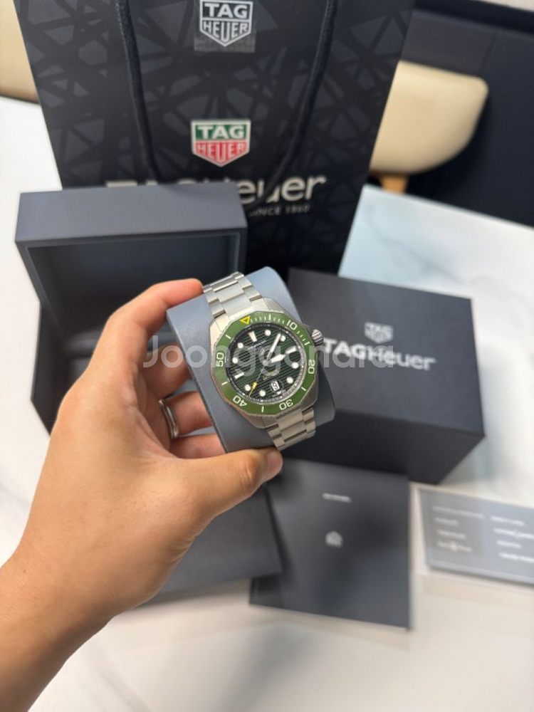 태그호이어 아쿠아레이서300 43mm 오토매틱(새상품)--8