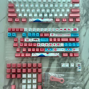 Kbdfans,Akko이외에 커스텀 키캡 및 키보드