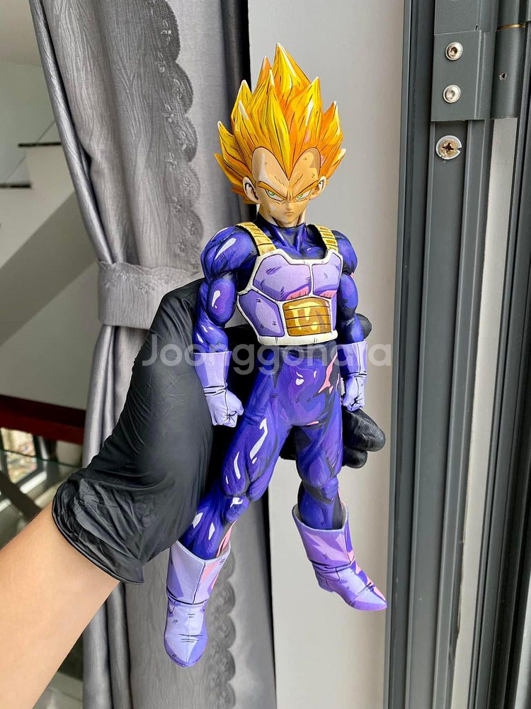 리페인트 베지터 피규어--3