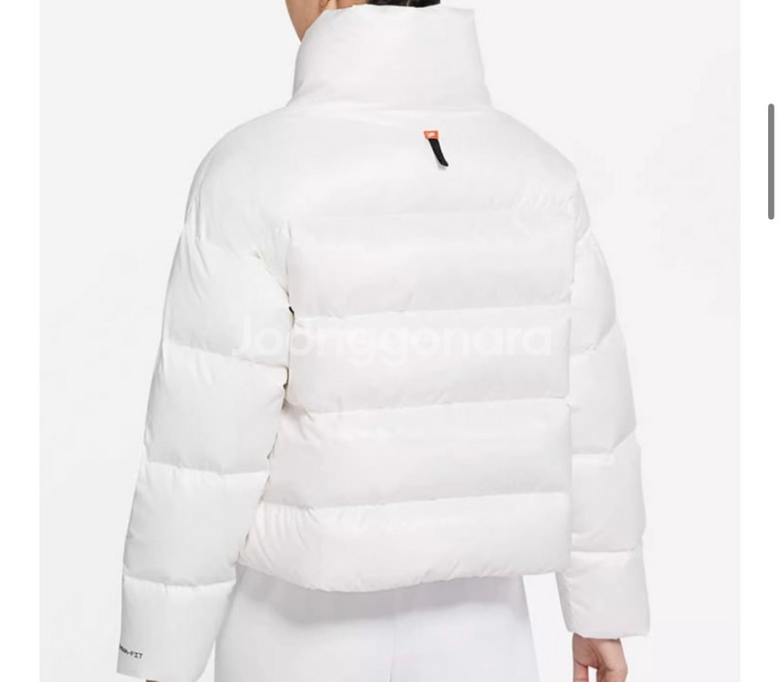 한정판 나이키 숏패딩--1