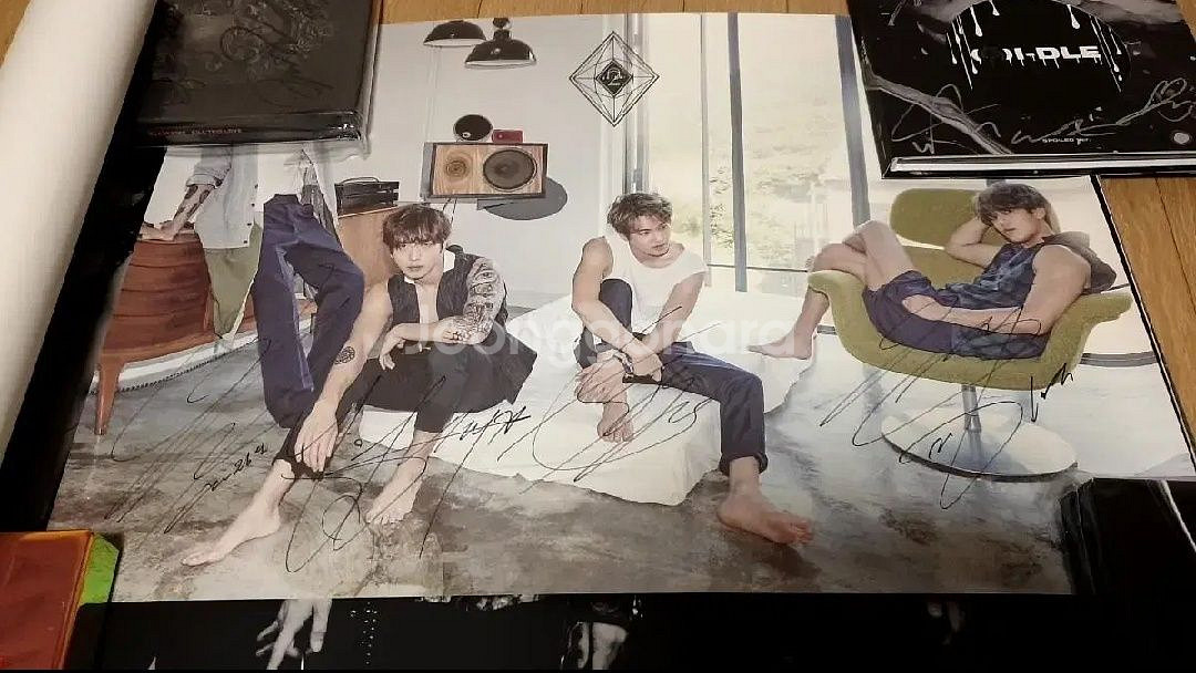 씨엔블루 싸인 사인 포스터--1