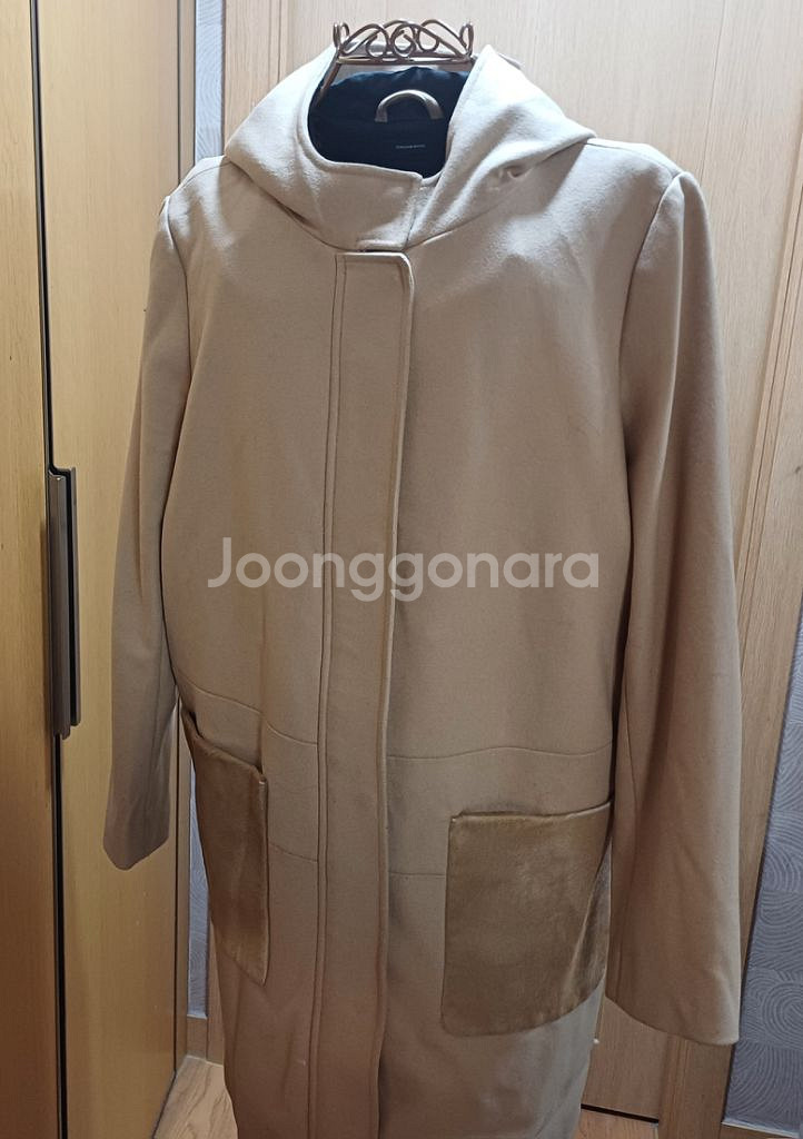 클럽모나코 모직 코트 M size--2