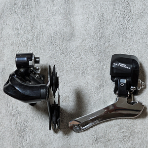 SHIMANO Di2 ULTEGRA 6870 드레일러