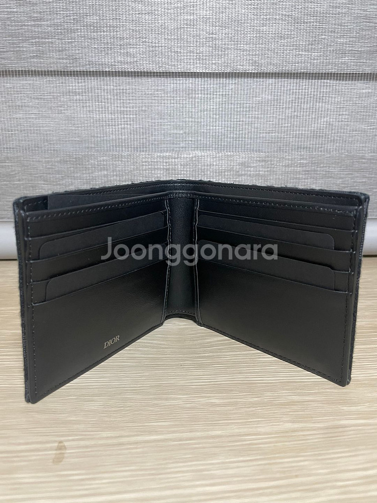 (정품) 디올 올블리크 반지갑 블랙--1