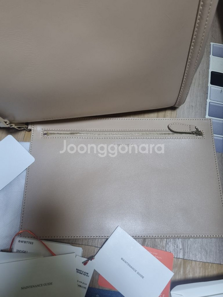 이태리 명품 보르사루체 여성 가방 팝니다 새것입니다--1