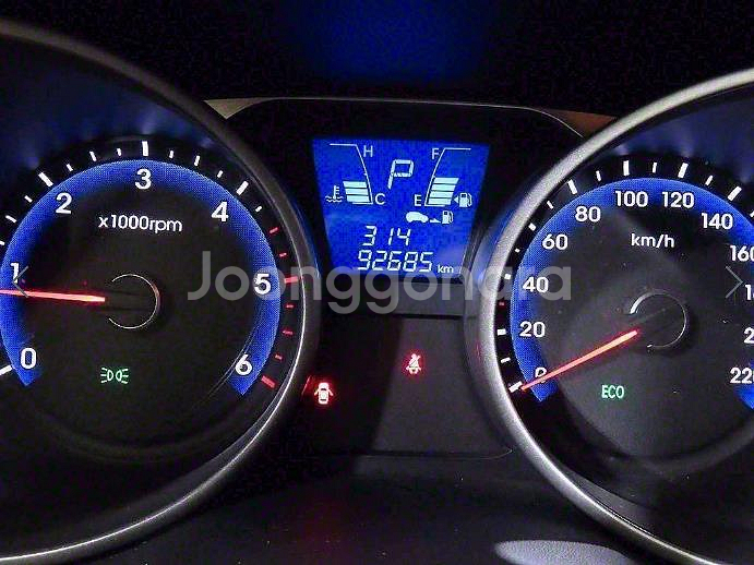 @14년식 뉴투싼 ix 디젤 R2.0 2WD 스마트--8