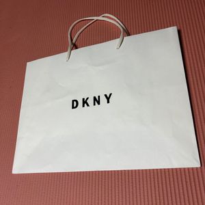 도나카렌뉴욕 DKNY 쇼핑백 판매합니다.