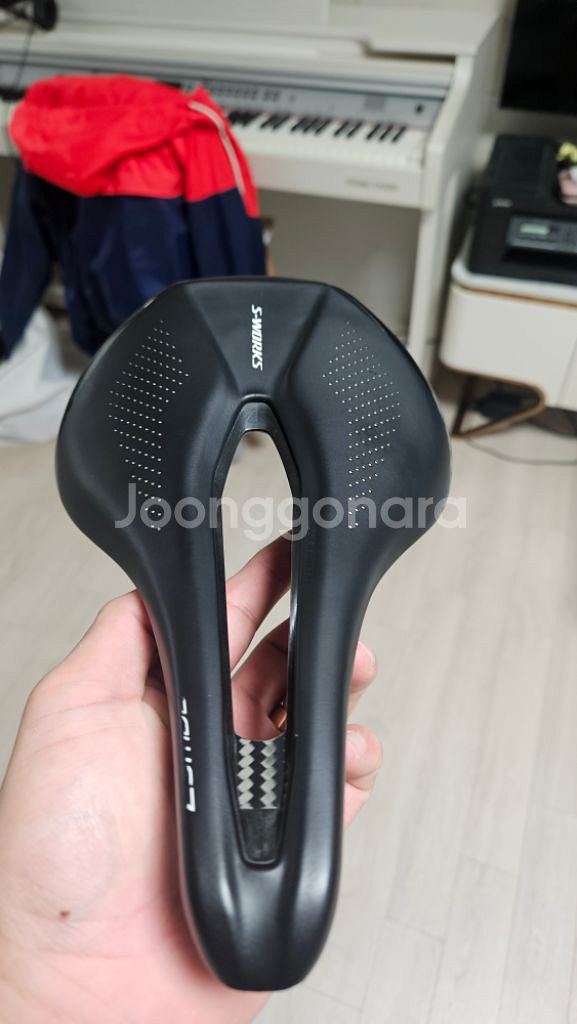 에스웍스 파워안장 카본--3