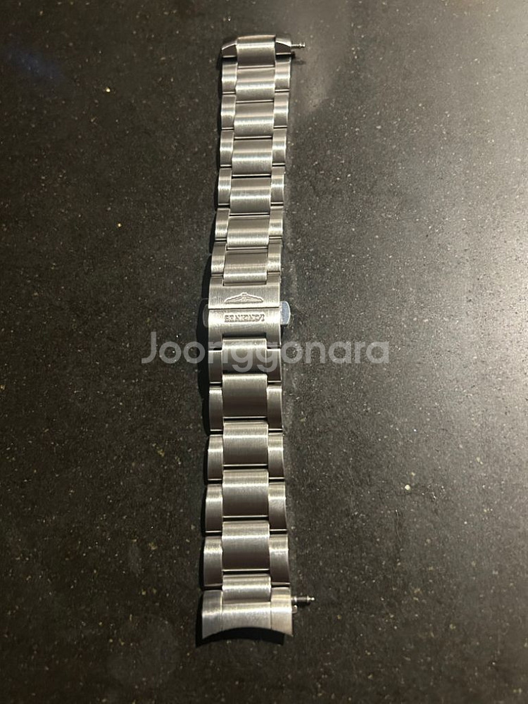 론진 콘퀘스트 vhp gmt 흰판 41mm--3