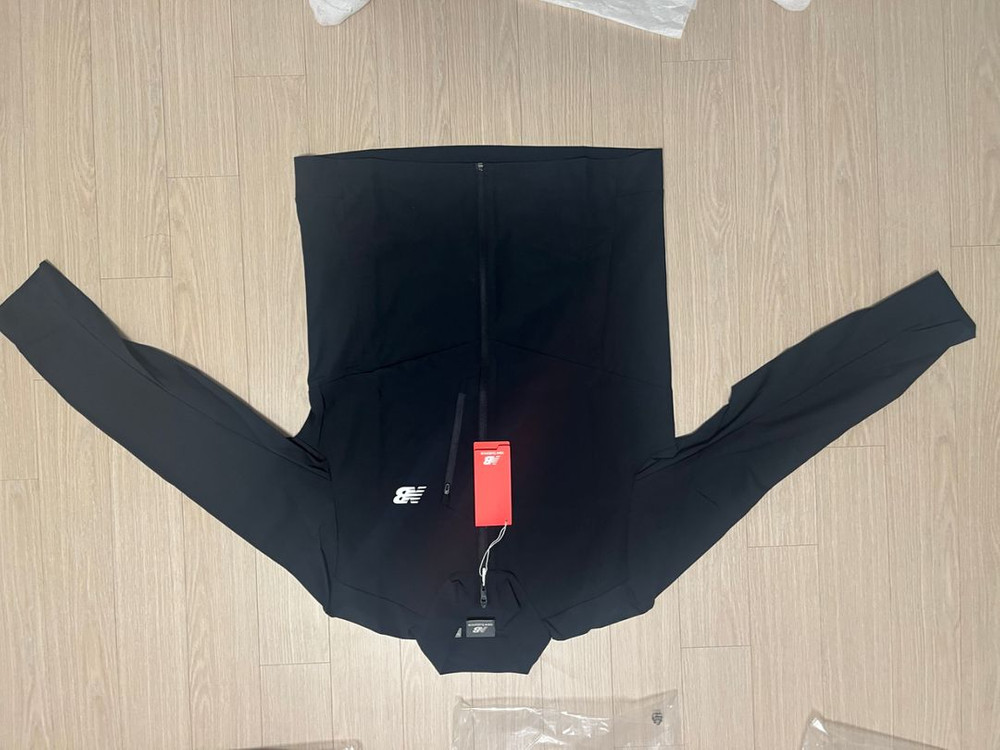 뉴발란스 트레이닝복 상하의 & 반팔상의--1