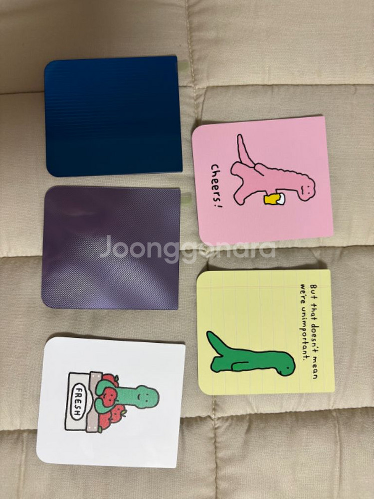 갤럭시 Z플립 5 크림 256G--8