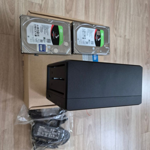 시놀로지 DS720+ 아이언울프 8TB x 2개