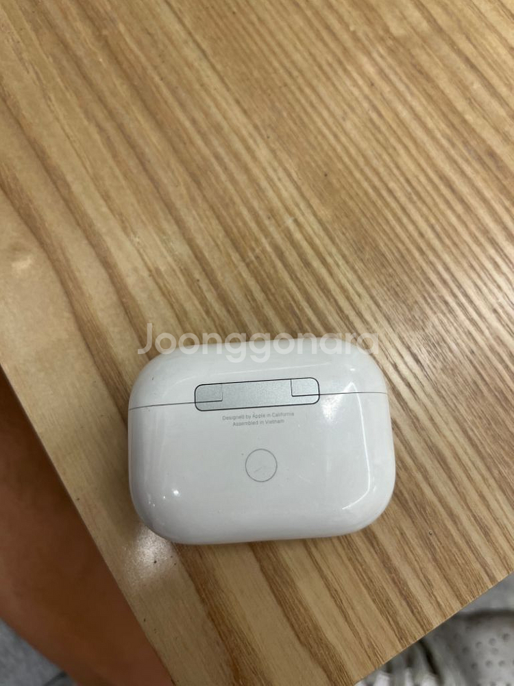 에어팟 프로 2세대--1