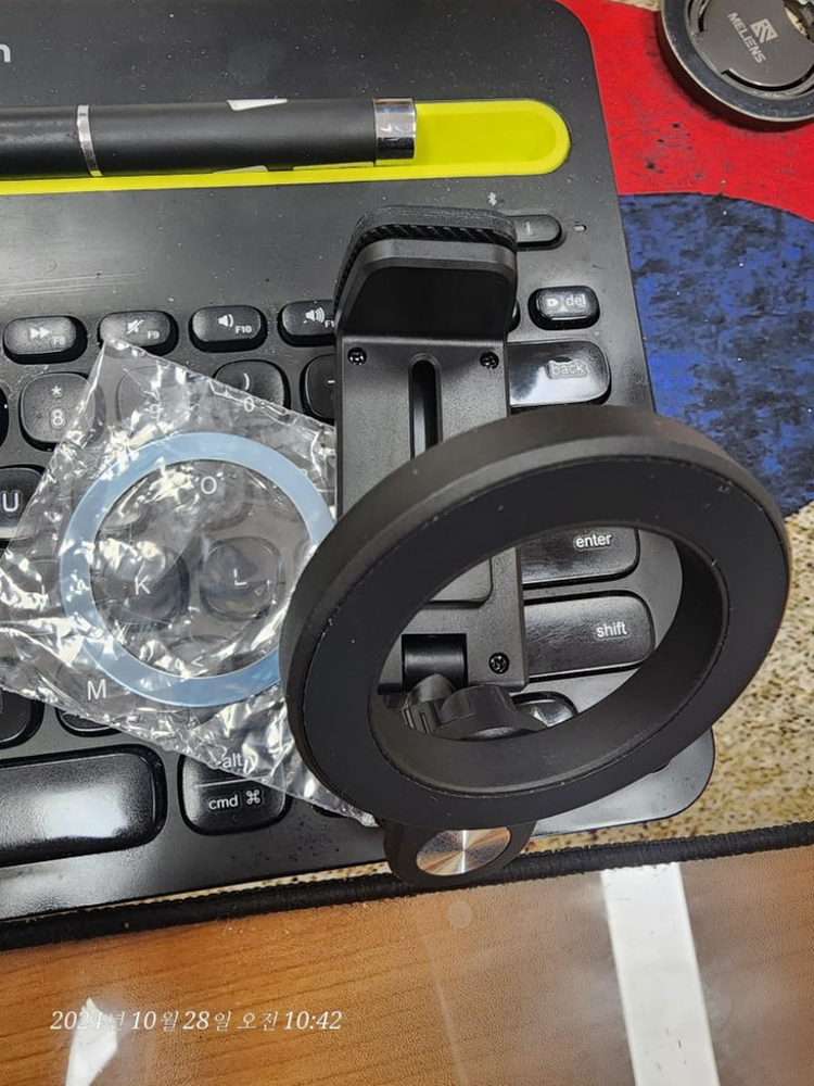 비행기 맥세이프 자석 스마트폰 거치대--1